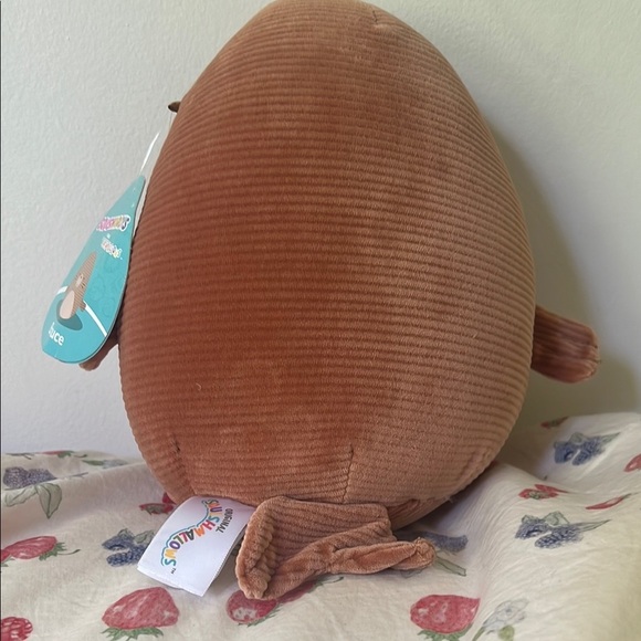 Brown Walrus Squishmallow - Picture 2 of 3